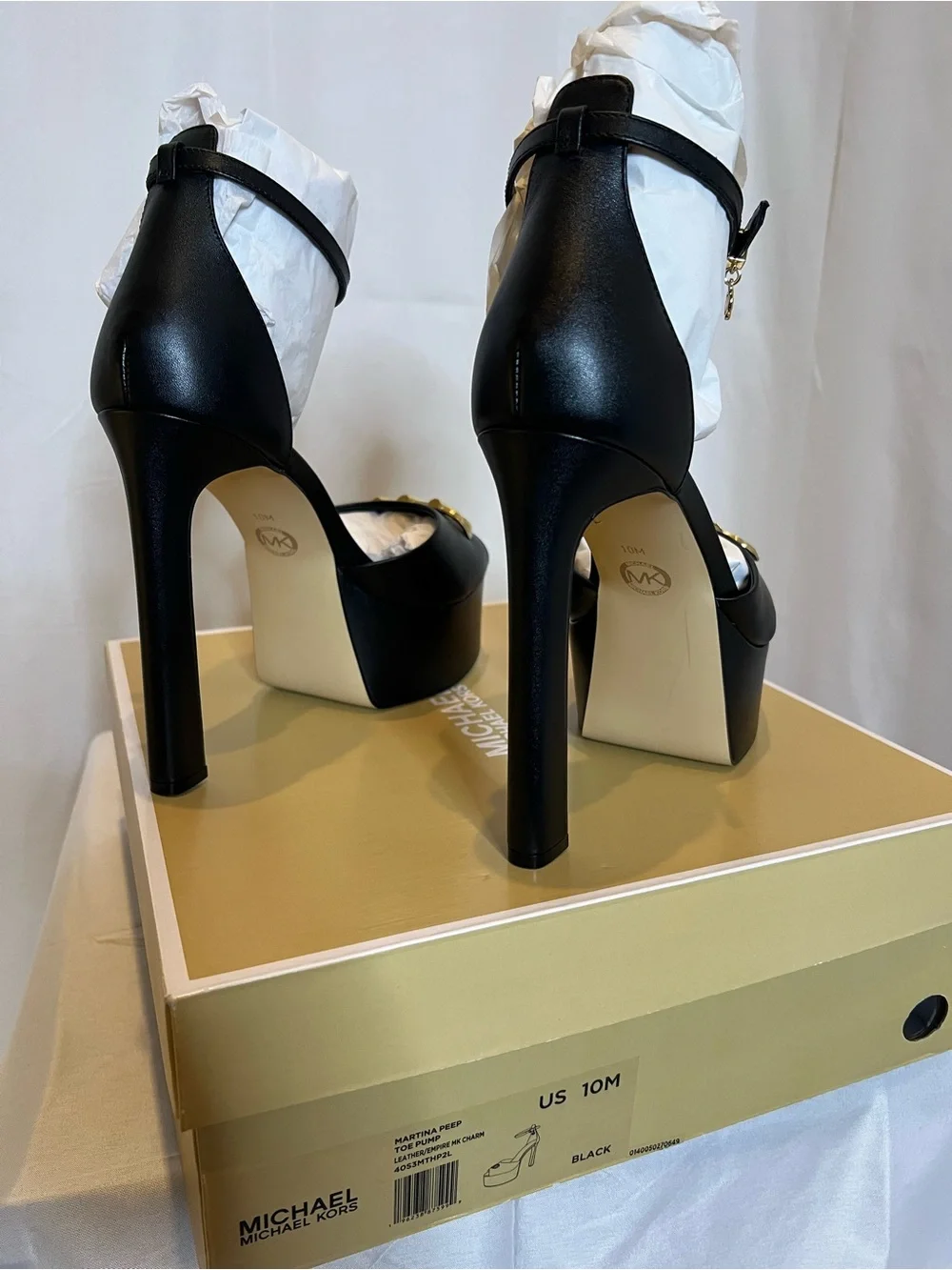 MICHAEL Michael Kors Black Platform Peep-Toe Sandals with Gold MK Accent Sz 10